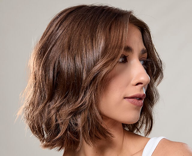 Mousse en vaporisateur pour le séchage au sèche-cheveux Surf 